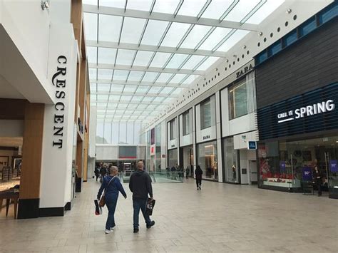 halifax shopping centre stores