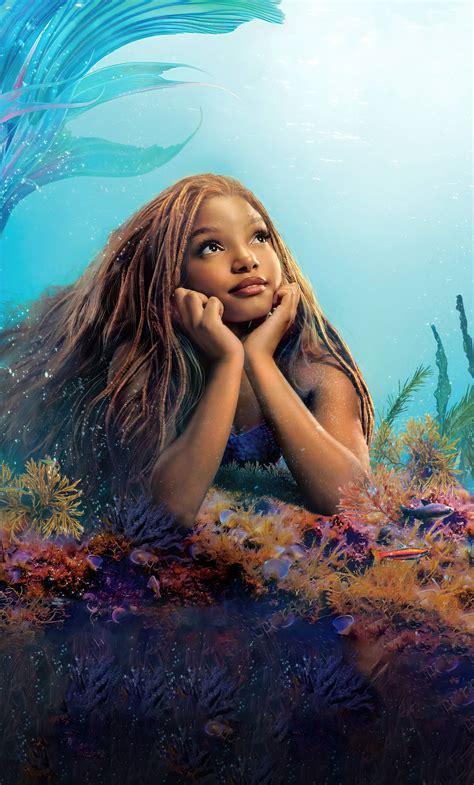 halle bailey pictures from the little mermaid