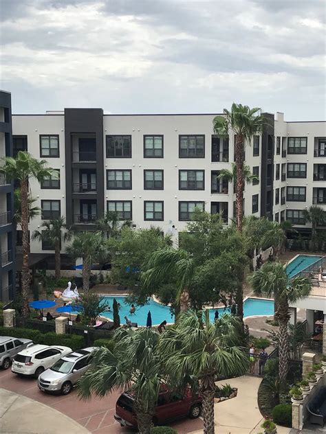 Halstead Apartment Complex