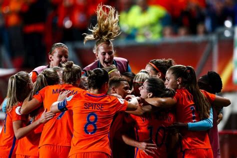 halve finale dames voetbal