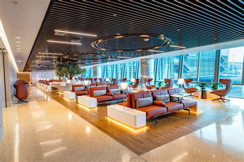 hamad international airport lounges prices