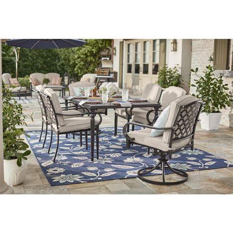 Hampton Bay Patio Dining Table Set