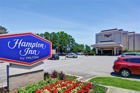 Discover Comfort and Convenience at Hampton Inn Mountain Brook