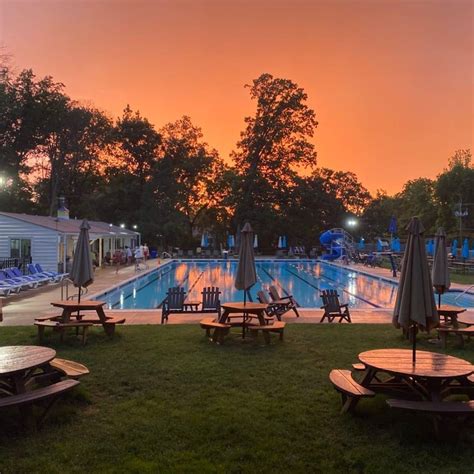 Hampton Pool Towson Md