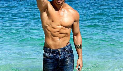 Tiger Shroff Right Hand Tattoo / These pieces will inspire