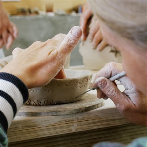 hand building pottery classes