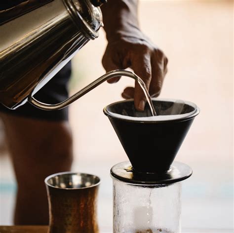 Cosazi Coffeeのハンドドリップ抽出プロセス