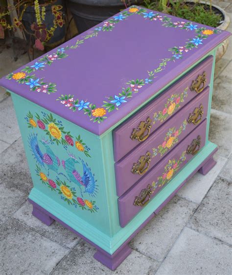 hand painted furniture ideas