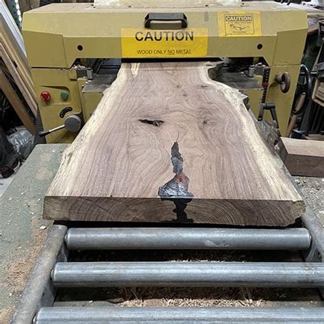 Hand Planing Black Walnut