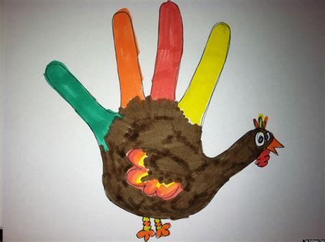 This easy and fun turkey handprint art project is a great