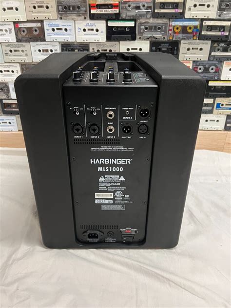 Harbinger MLS900 Line Array Speaker 900 Watt Reverb
