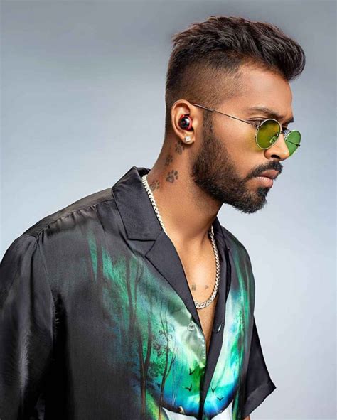 hardik pandya video biography