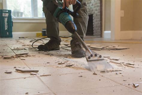 Efficient Hardwood Floor Removal Made Easy with Innovative Tools