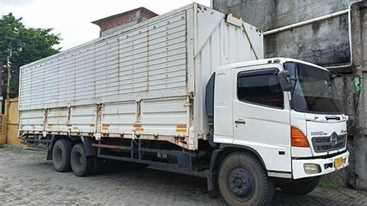 Harga Dump Truck Hino 500 Ranger FM 260 JD Fuso Tronton Dumptruk di Kab