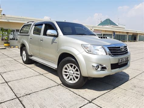 Jual/kredit Toyota Hilux Double Cabin 2.4 V 4x4 A/T Diesel 2014 Bekas