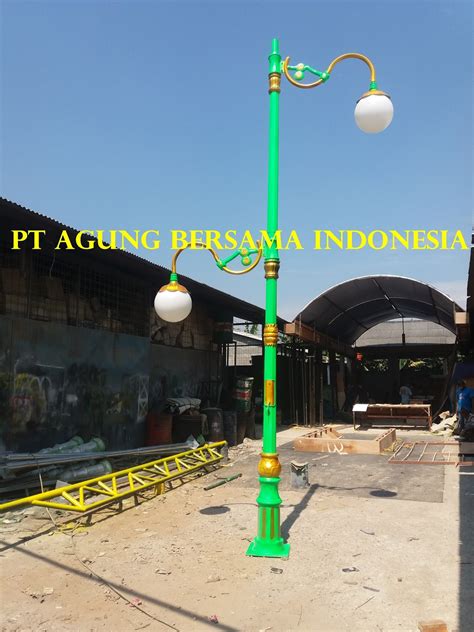 harga tiang lampu jalan 7 meter