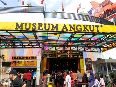 harga tiket masuk museum angkut