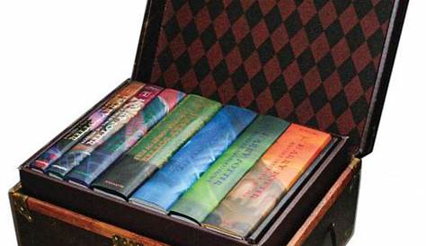 Harry Potter Briefcase Premium Gift Set - Boxed Hogwarts Replica Trunk