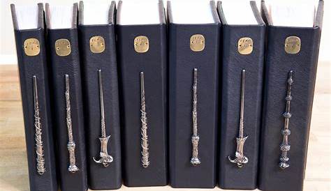 COLLECTORS HARRY POTTER BOOKMARK COLLECTION - Kastner Auctions
