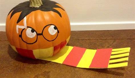 Harry Potter painted pumpkin | Harry potter pumpkin, Fall halloween