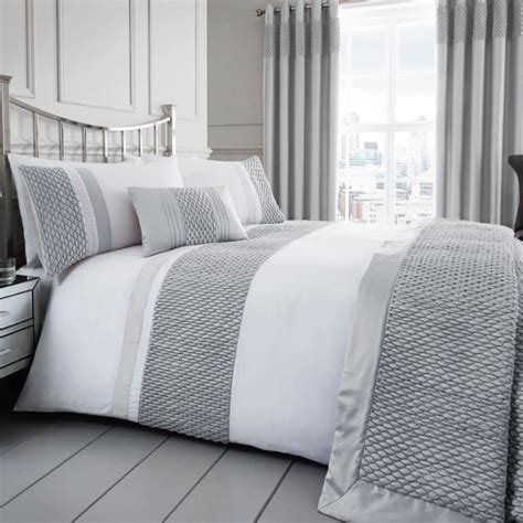 Harry Corry Fleece Bedding