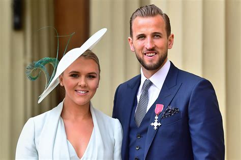 harry kane and wife images