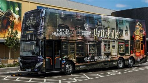 harry potter stabbed on bus
