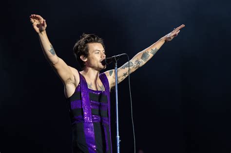 harry styles 2023 tour manchester