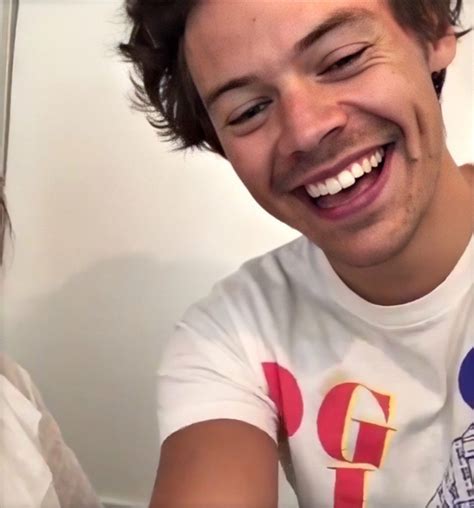 Harry Styles Funny Selfies