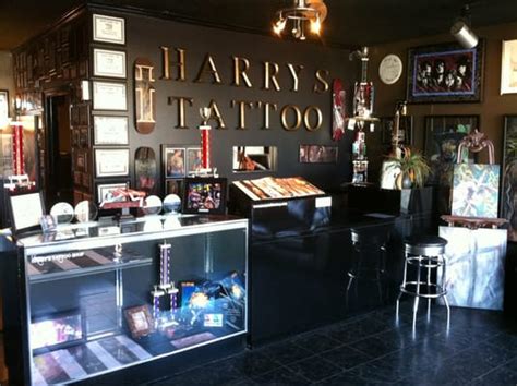 +21 Harrys Tattoo Shop 2023