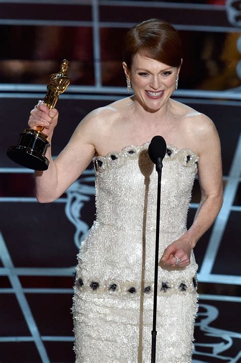 has julianne moore won an oscar