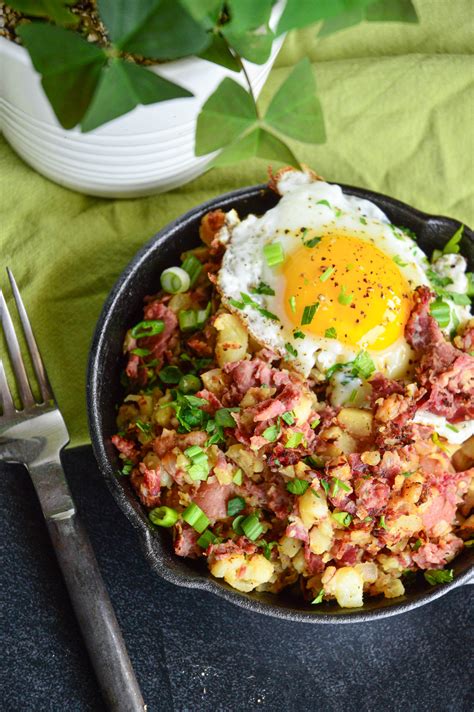 hash breakfast restaurant