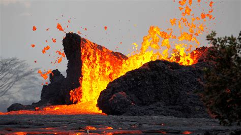 hawaii volcano eruption today updates