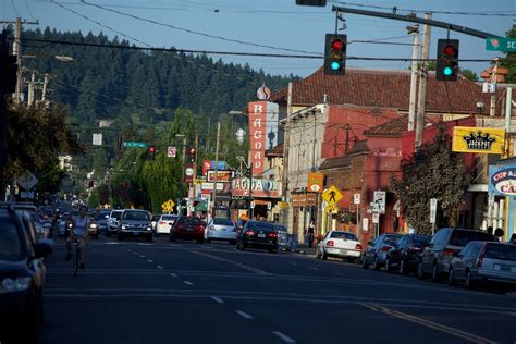 Love for the Hawthorne District in Portland, Oregon Quirky Travel Guy