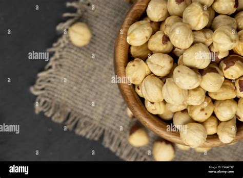 Hazelnuts Peeled