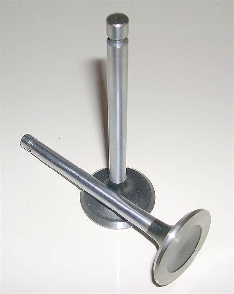 Head Engine Exhaust Valve