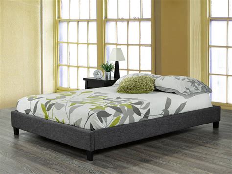 Headboardless Platform Bed