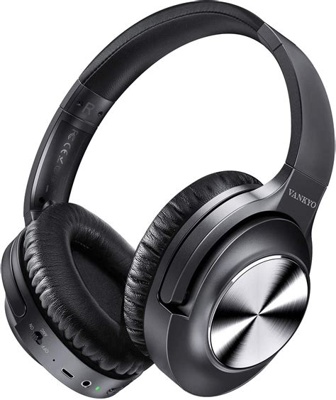 headphones with noise cancelling