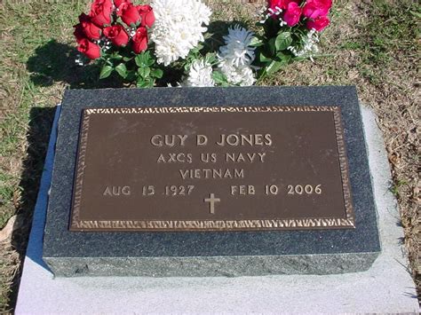 headstones in arkansas cemetery