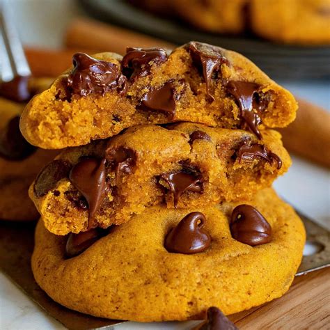 Healthy Pumpkin Chocolate Chip Cookies With Almond Flour