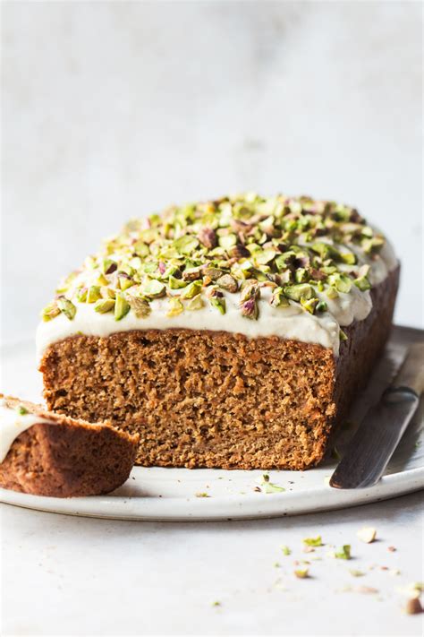Moist, East, Simple and Healthy Homemade Carrot Cake Recipe