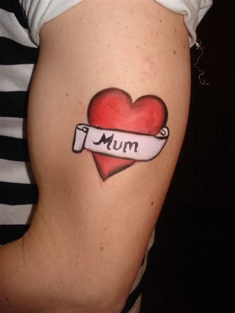 Famous Heart Mom Tattoo Designs 2023