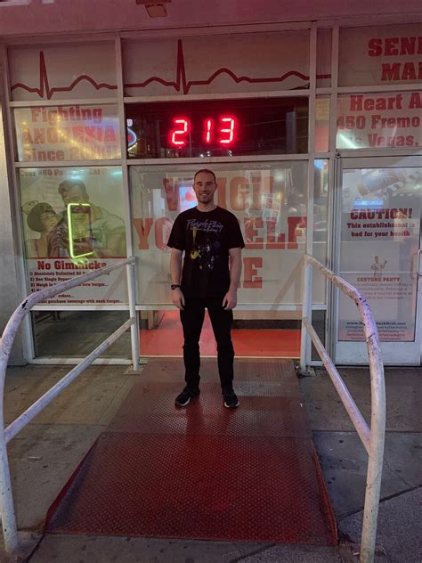 heart attack grill scale