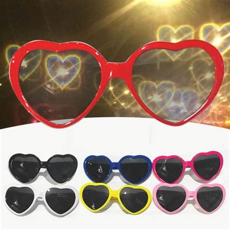 heart glasses that show hearts with light