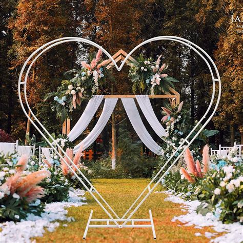 12+ Heart Shaped Wedding Arch