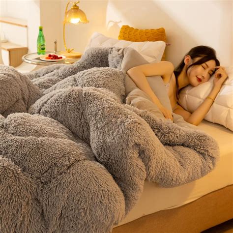 heavy comforter queen