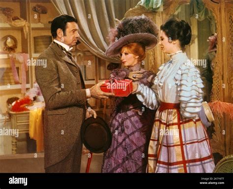 Best 'Hello Dolly' Quotes to Inspire You