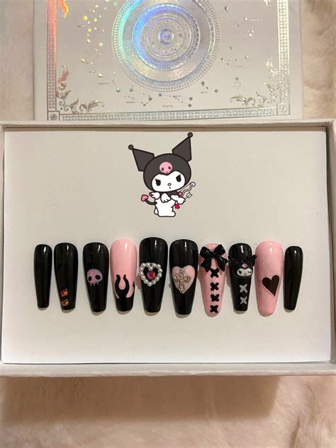 hello kitty and kuromi nails
