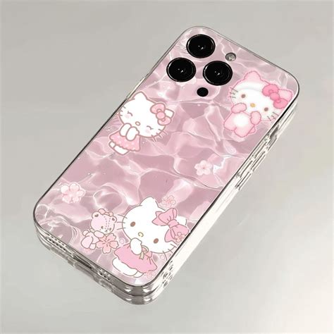 hello kitty case iphone 15