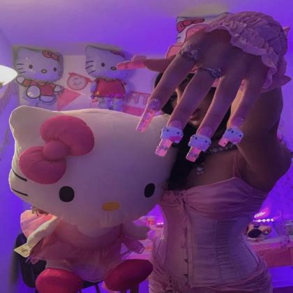 hello kitty pfp y2k